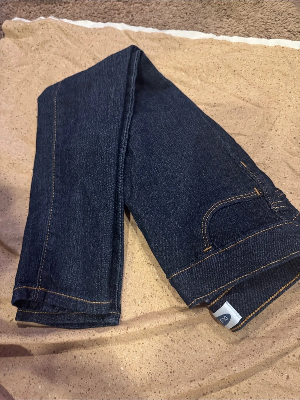Dark blue skinny jeans small
